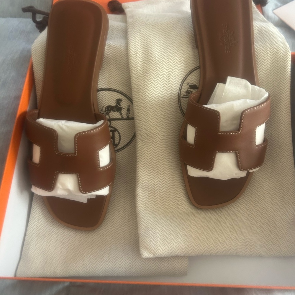 Hermes Tan Leather Slide Sandals SZ 36